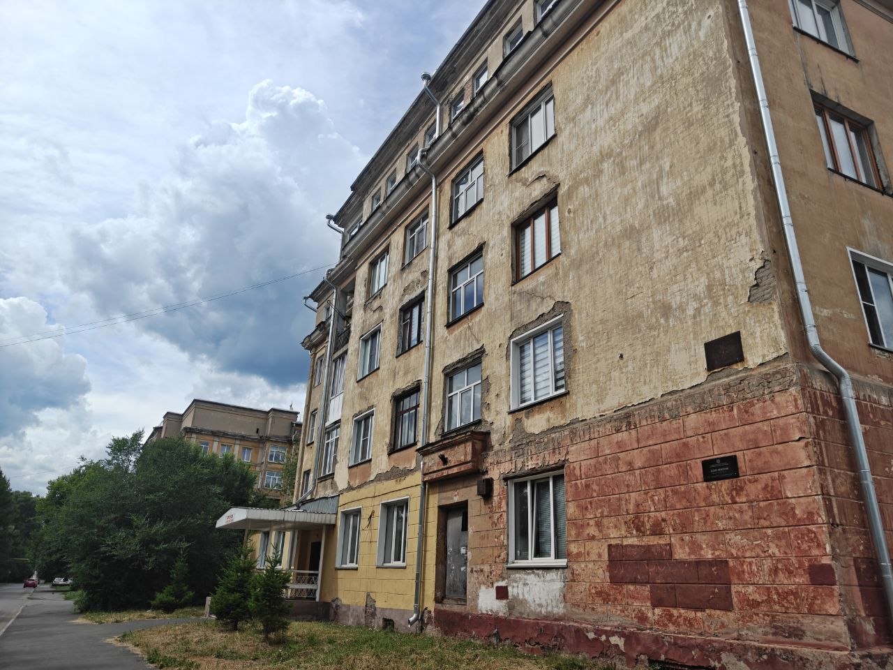Студенты КемГИК: Матвеева А. А., Мельникова С. Ю. Дата съемки: 06.07.2026.
